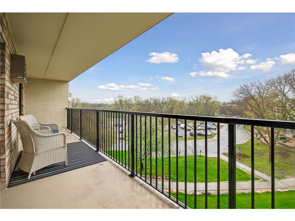 10411 Cedar Lake Road #515 Minnetonka MN 55305 7063525 image11