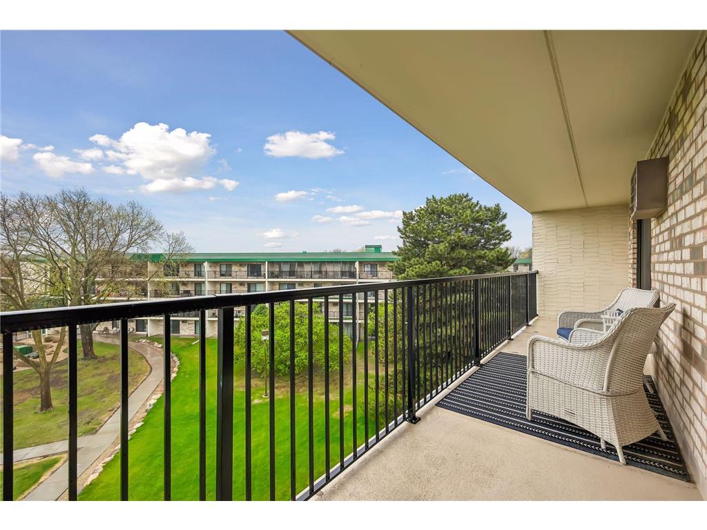 10411 Cedar Lake Road #515 Minnetonka MN 55305 7063525 image3