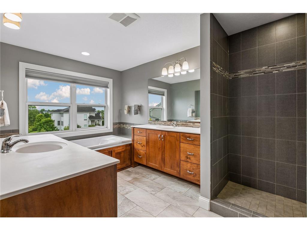 10412 Oregon Avenue N Brooklyn Park MN 55445 7097902 image27