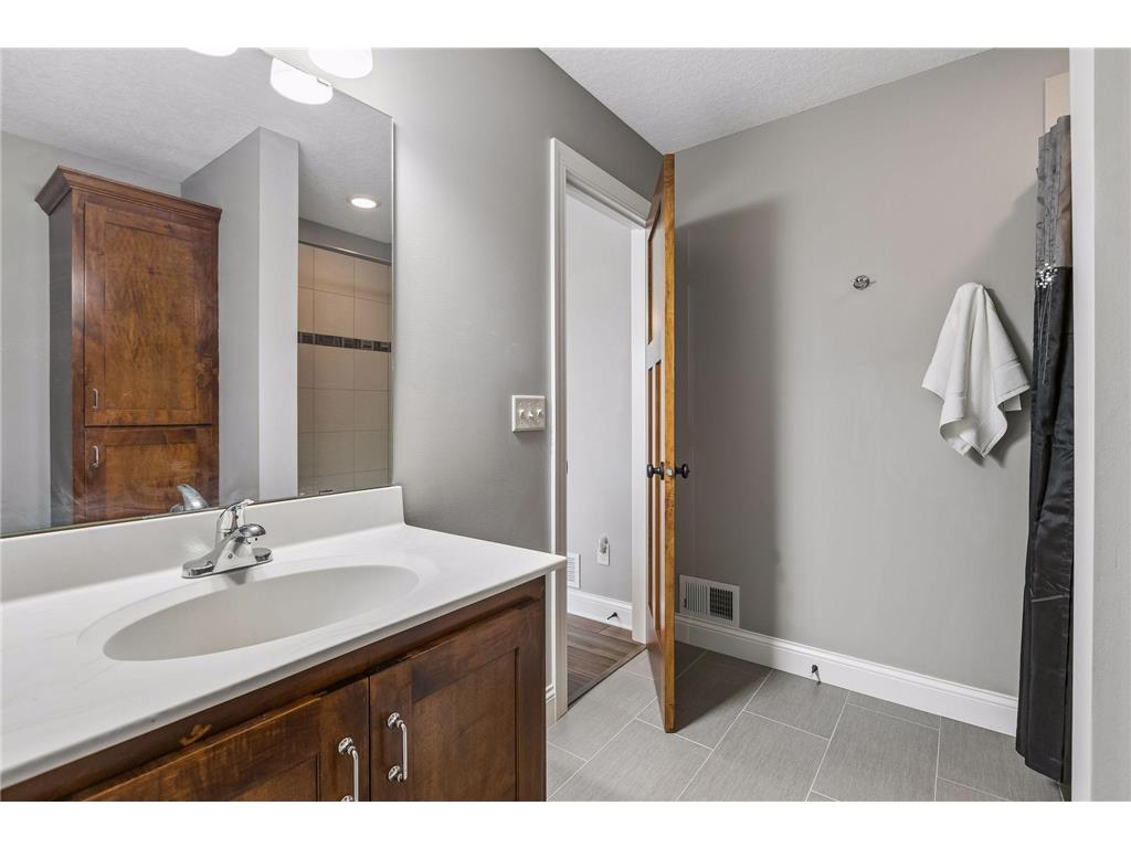 10412 Oregon Avenue N Brooklyn Park MN 55445 7097902 image33