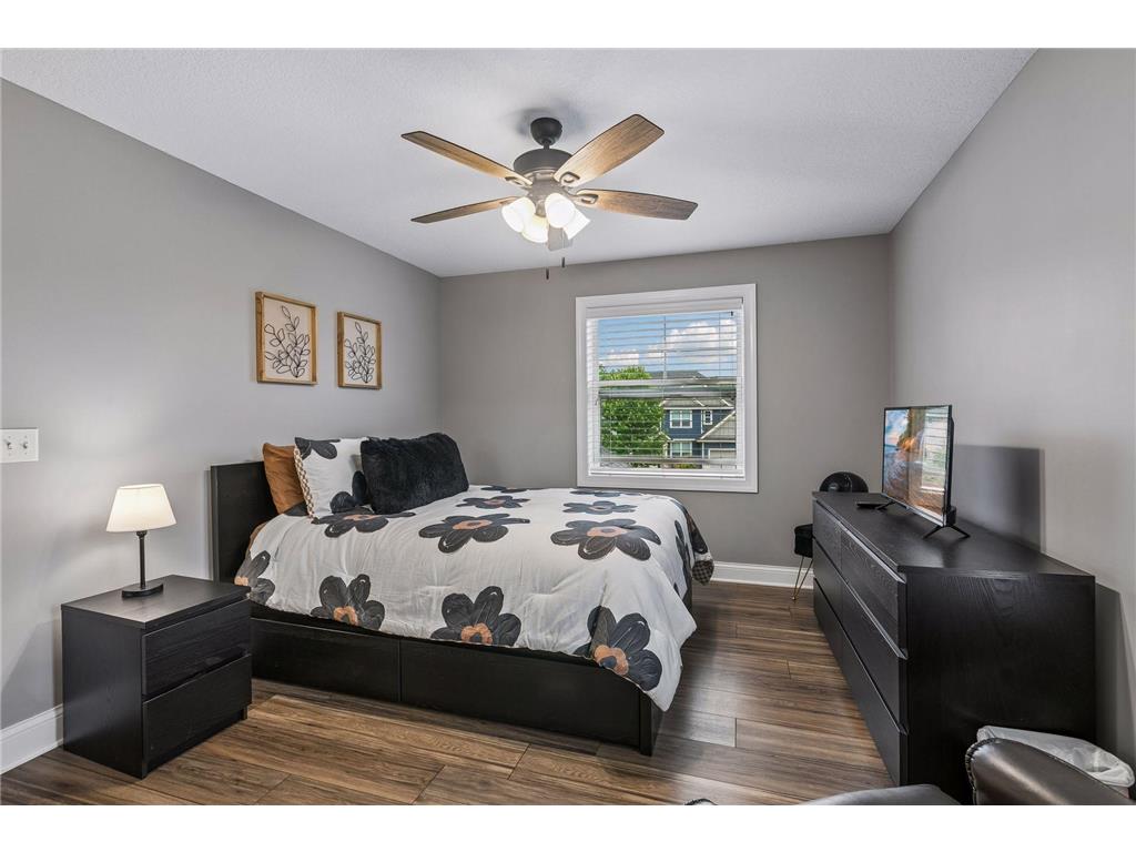 10412 Oregon Avenue N Brooklyn Park MN 55445 7097902 image37