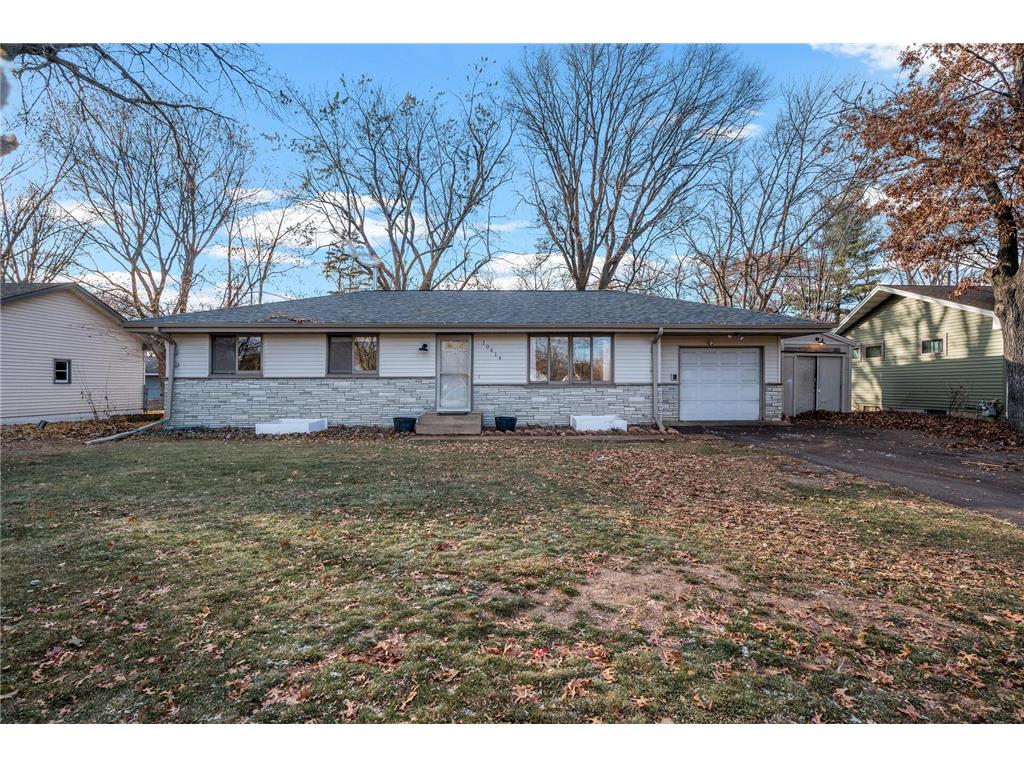 10414 University Avenue NW Coon Rapids MN 55448 6462115 image1