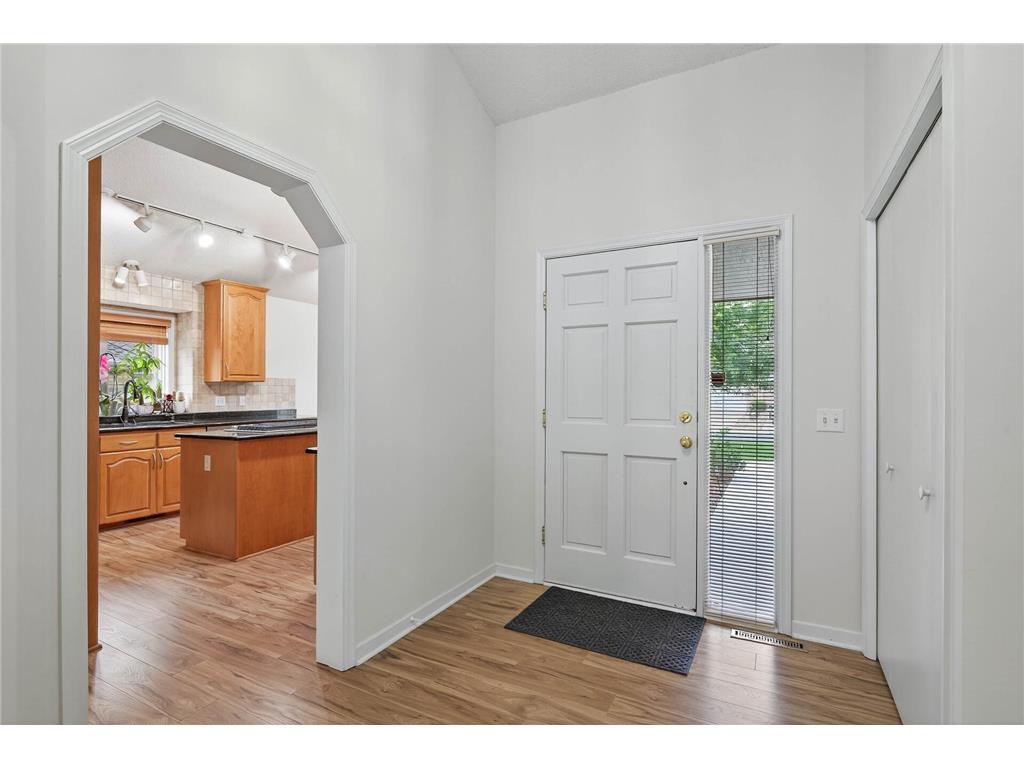 10417 Fawns Way Eden Prairie MN 55347 7047857 image4