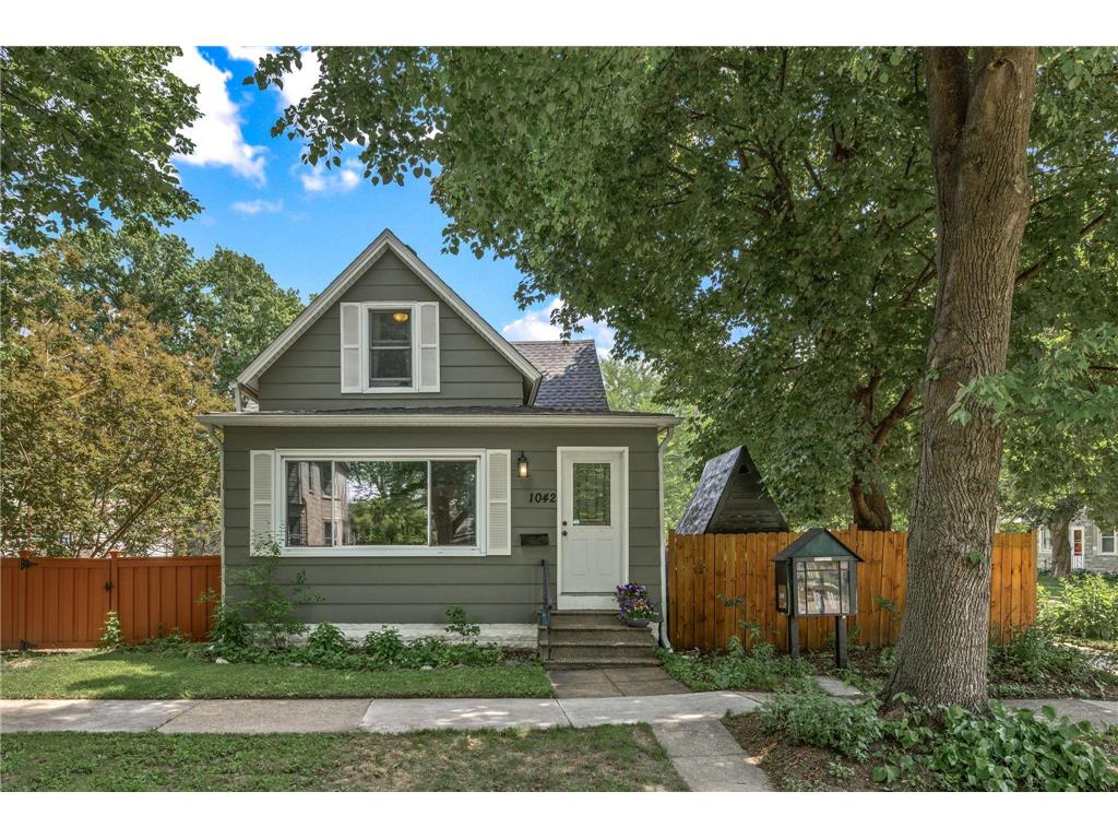 1042 Churchill Street Saint Paul MN 55103 7071839 image1