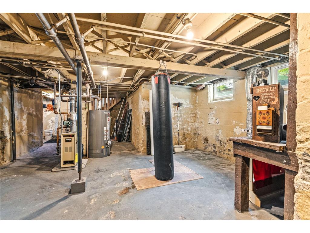 1042 Churchill Street Saint Paul MN 55103 7071839 image22