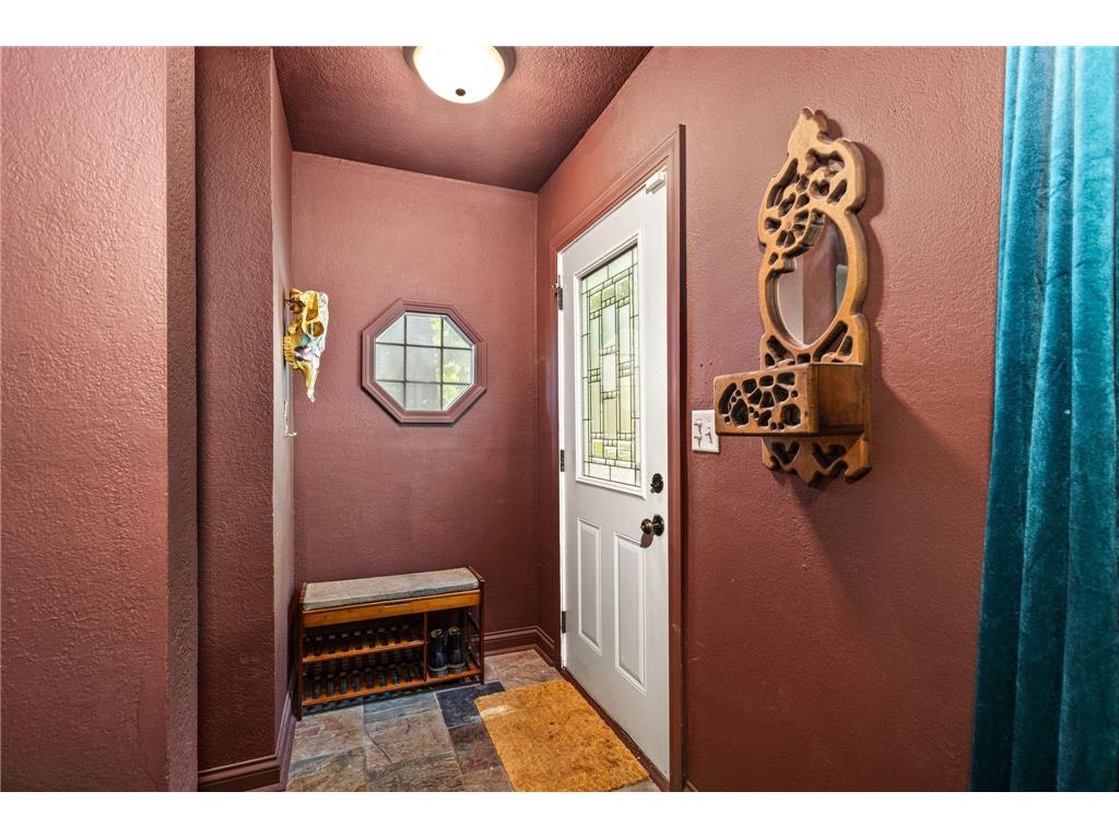 1042 Churchill Street Saint Paul MN 55103 7071839 image7