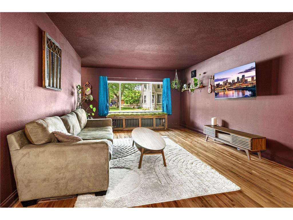 1042 Churchill Street Saint Paul MN 55103 7071839 image8