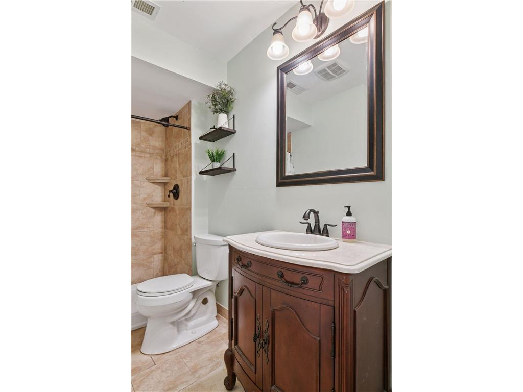 1042 Pontiac Lane Chanhassen MN 55317 7019237 image28