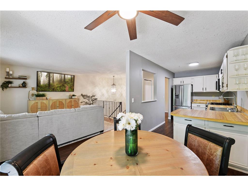 1042 Pontiac Lane Chanhassen MN 55317 7051106 image13