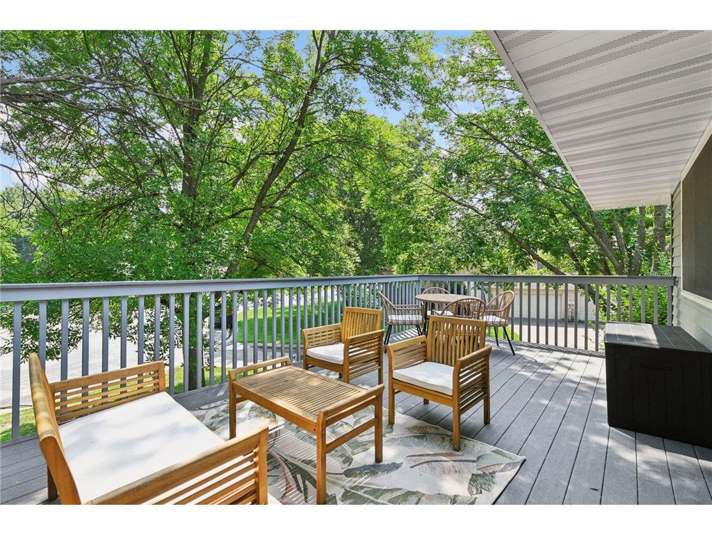 1042 Pontiac Lane Chanhassen MN 55317 7051106 image14