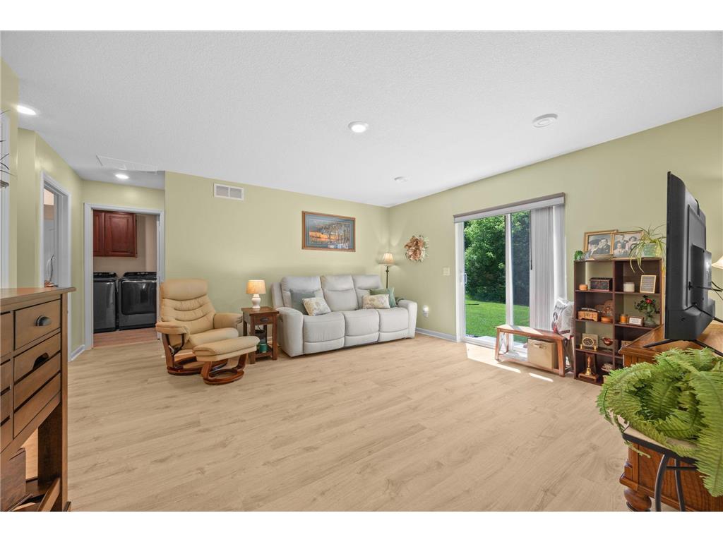 1042 White Tail Lane Montrose MN 55363 7090544 image11