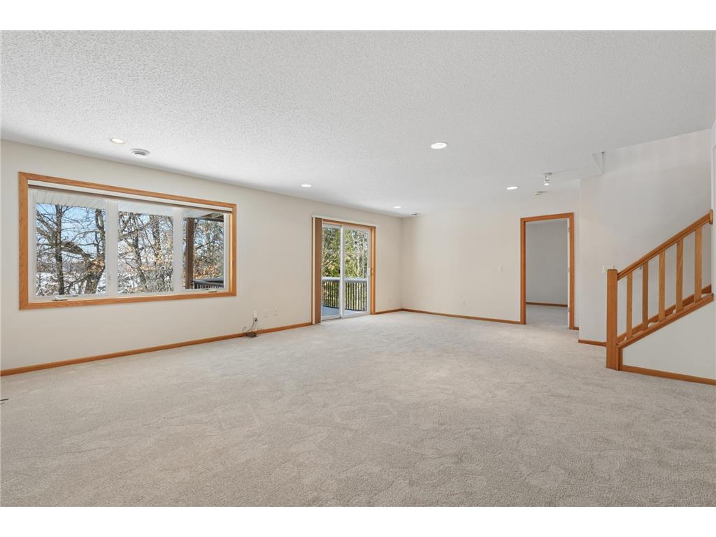 10420 Lancaster Lane Woodbury MN 55129 7009039 image20