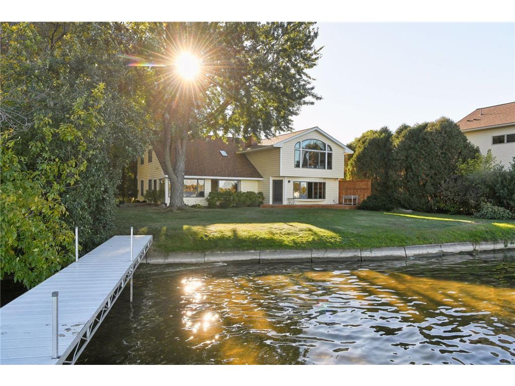 10420 S Shore Drive Plymouth MN 55441 - Medicine Lake 6566037 image1