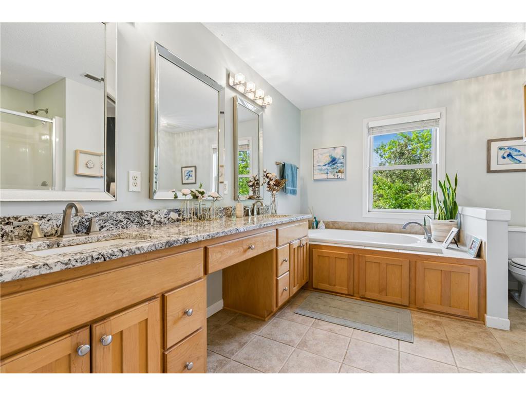 10423 Raleigh Road Woodbury MN 55129 7075158 image21