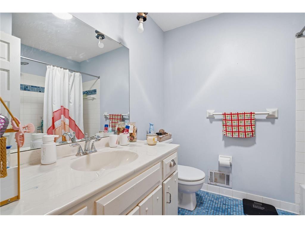 10427 Brown Farm Circle Eden Prairie MN 55347 7055973 image41