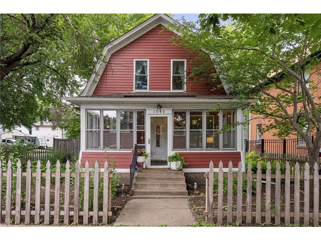 1043 Barrett Street Saint Paul MN 55103 6567037 image1