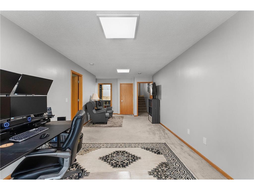 1043 Honeysuckle Lane SE Cambridge MN 55008 7001223 image14