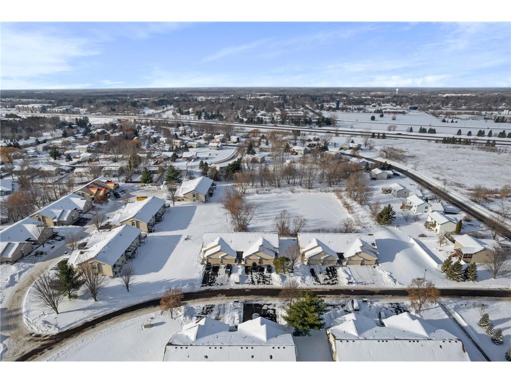 1043 Honeysuckle Lane SE Cambridge MN 55008 7001223 image33