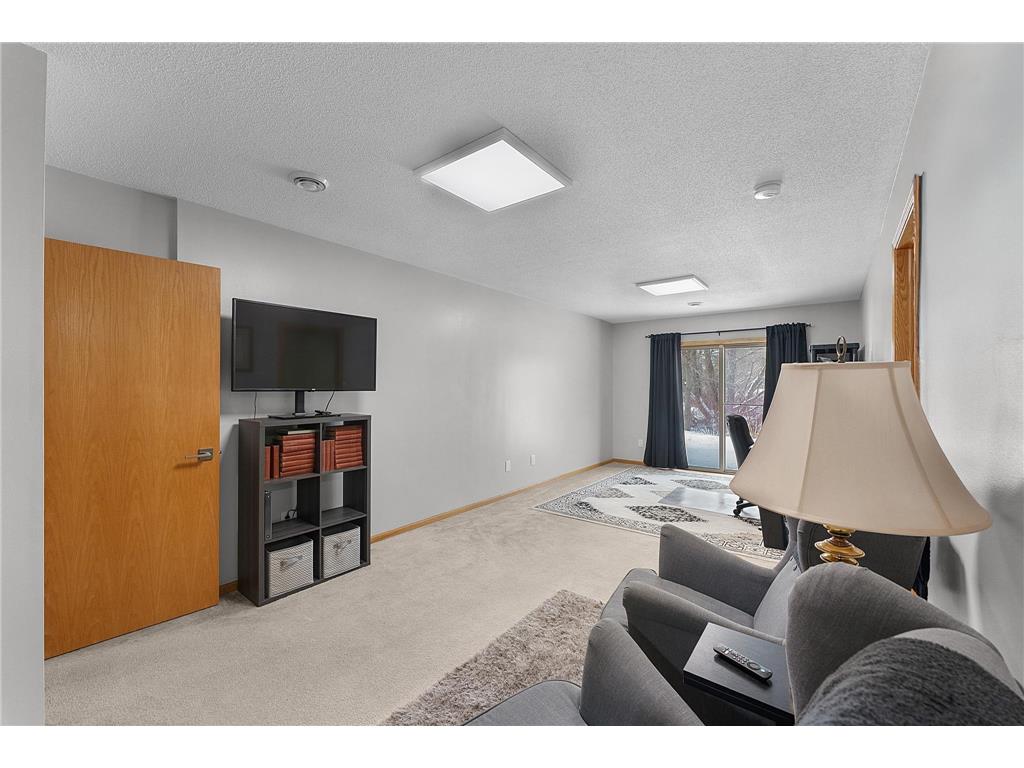 1043 Honeysuckle Lane SE Cambridge MN 55008 7001223 image46