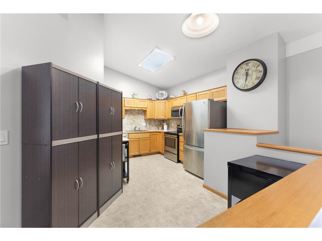 1043 Honeysuckle Lane SE Cambridge MN 55008 7001223 image5