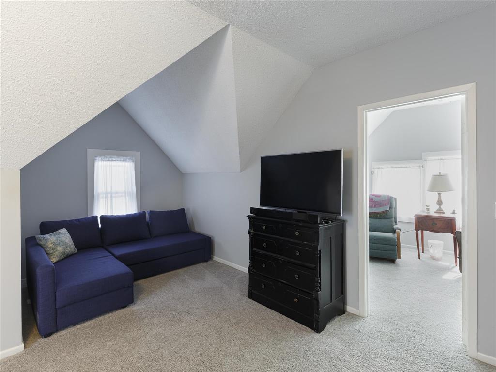 1043 Wilson Avenue Saint Paul MN 55106 7052011 image13