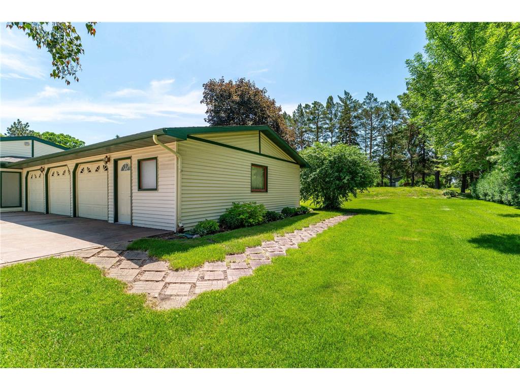 1043 Woodland Loop Fergus Falls MN 56537 7077993 image8