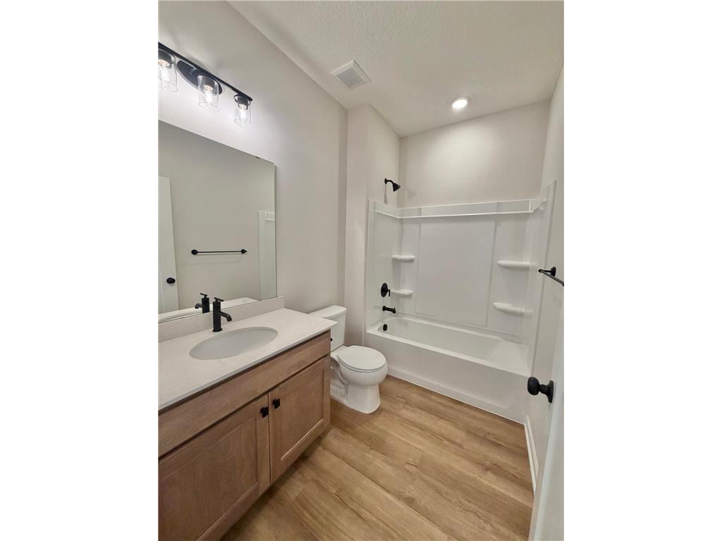 10430 Glenbrook Avenue S Cottage Grove MN 55016 7028370 image31
