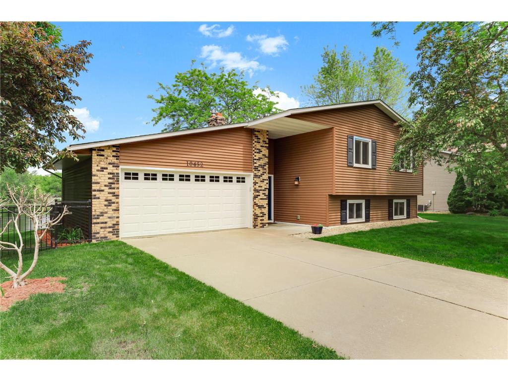 10432 102nd Place Maple Grove MN 55369 - Boundary Creek Pond Lake 6726906 image1