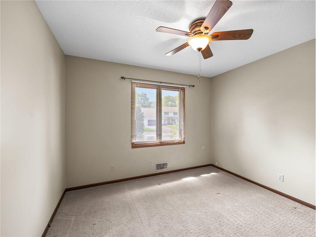 10433 Utah Road Bloomington MN 55438 6780191 image19