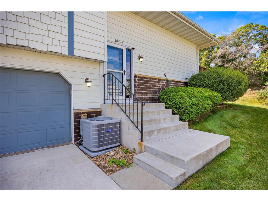 10434 S Decatur Avenue S Bloomington MN 55438 6780224 image2