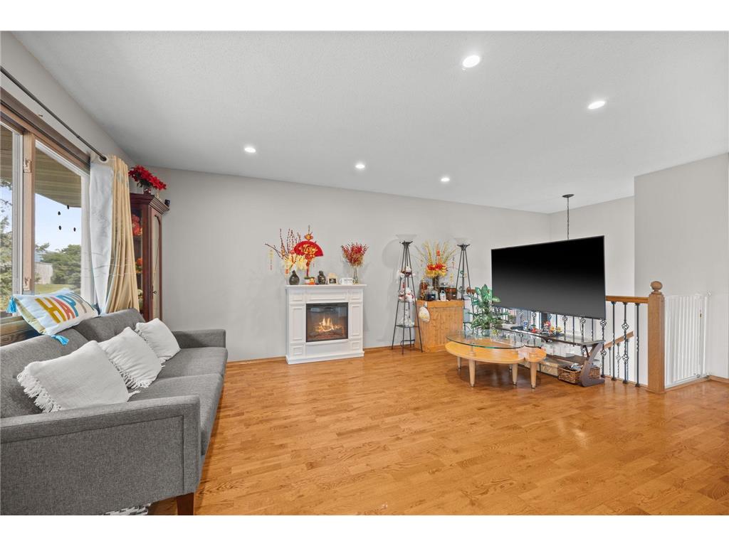 10434 S Decatur Avenue S Bloomington MN 55438 6780224 image3