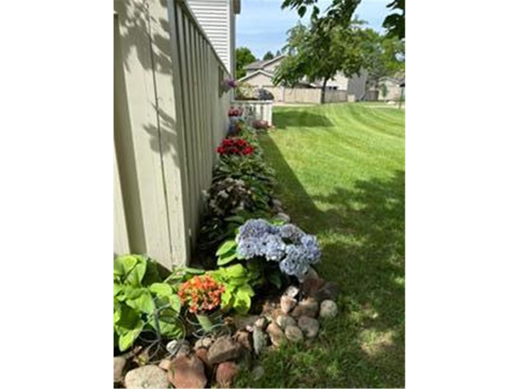 1044 Carmel Court Shoreview MN 55126 7067043 image12