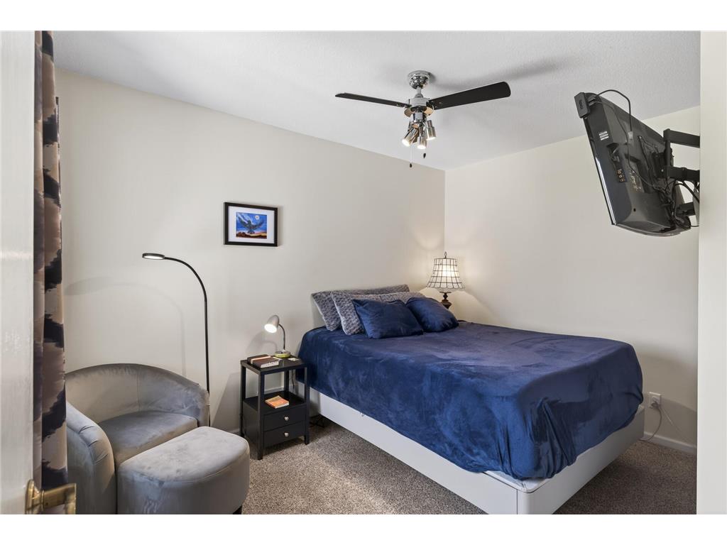 1044 Carmel Court Shoreview MN 55126 7067043 image8