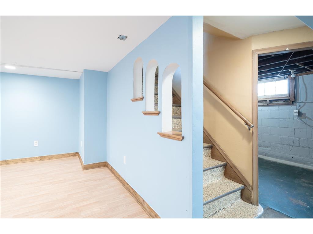 1044 Cumberland Street Saint Paul MN 55117 7064527 image36