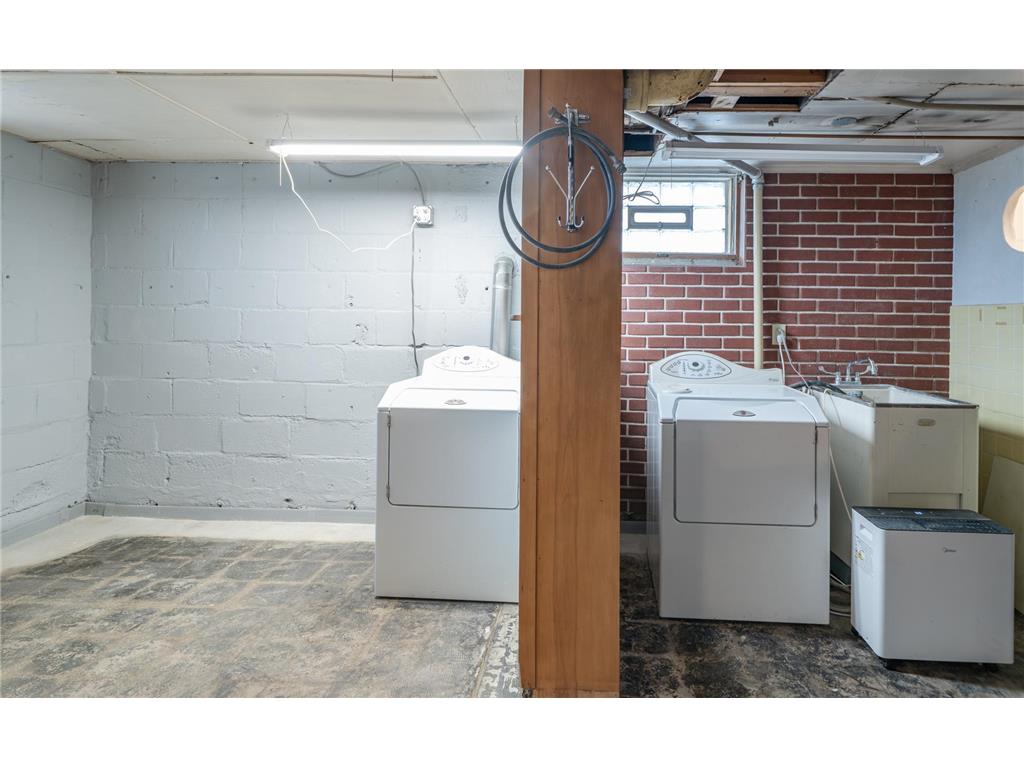 1044 Cumberland Street Saint Paul MN 55117 7064527 image37