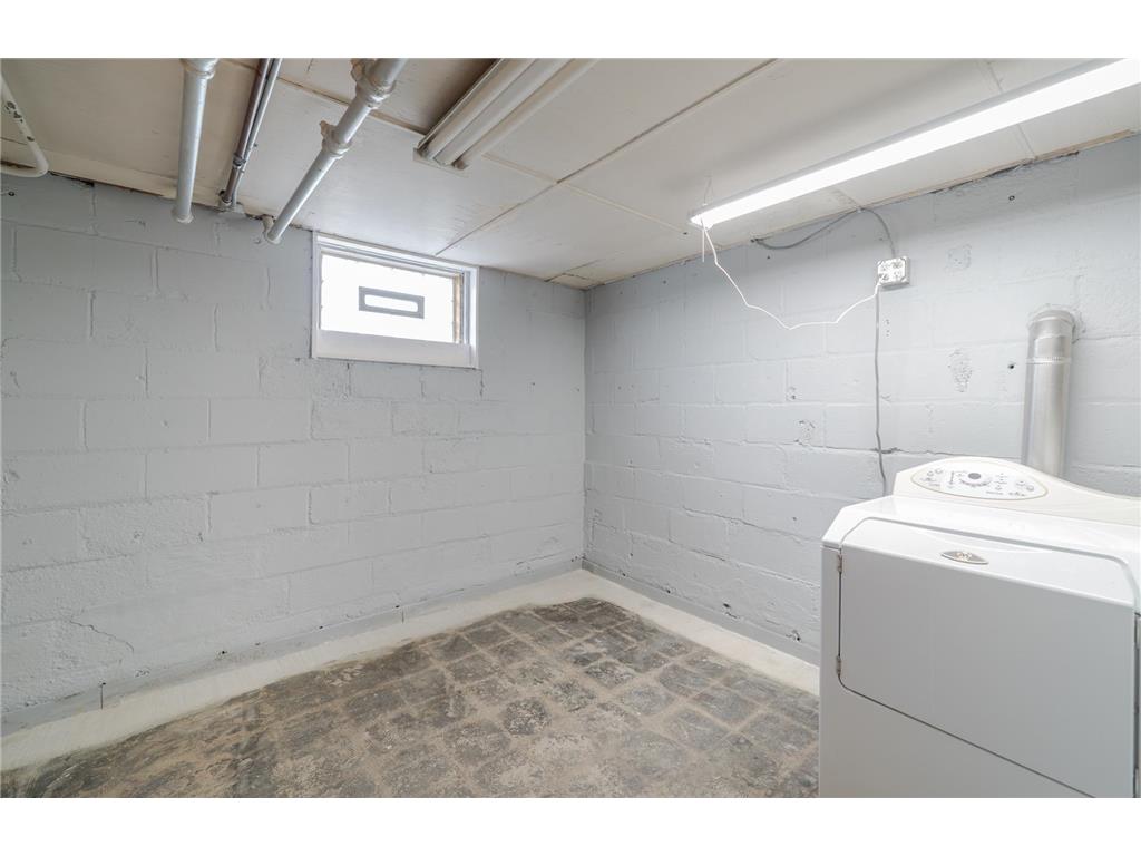 1044 Cumberland Street Saint Paul MN 55117 7064527 image38