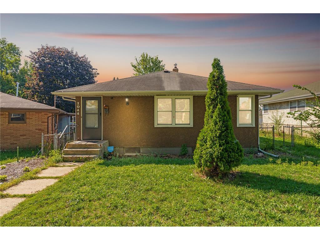 1044 Fuller Avenue Saint Paul MN 55104 6352487 image1