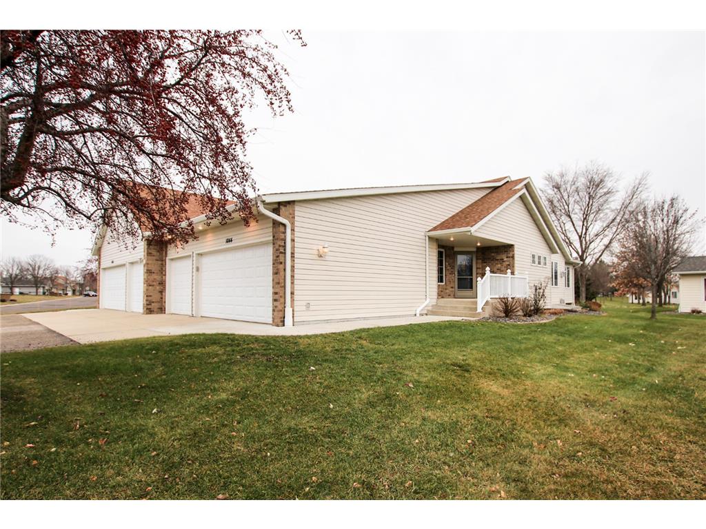 1044 Prairie View Drive SW, Hutchinson, MN, 55350 MLS 6454928