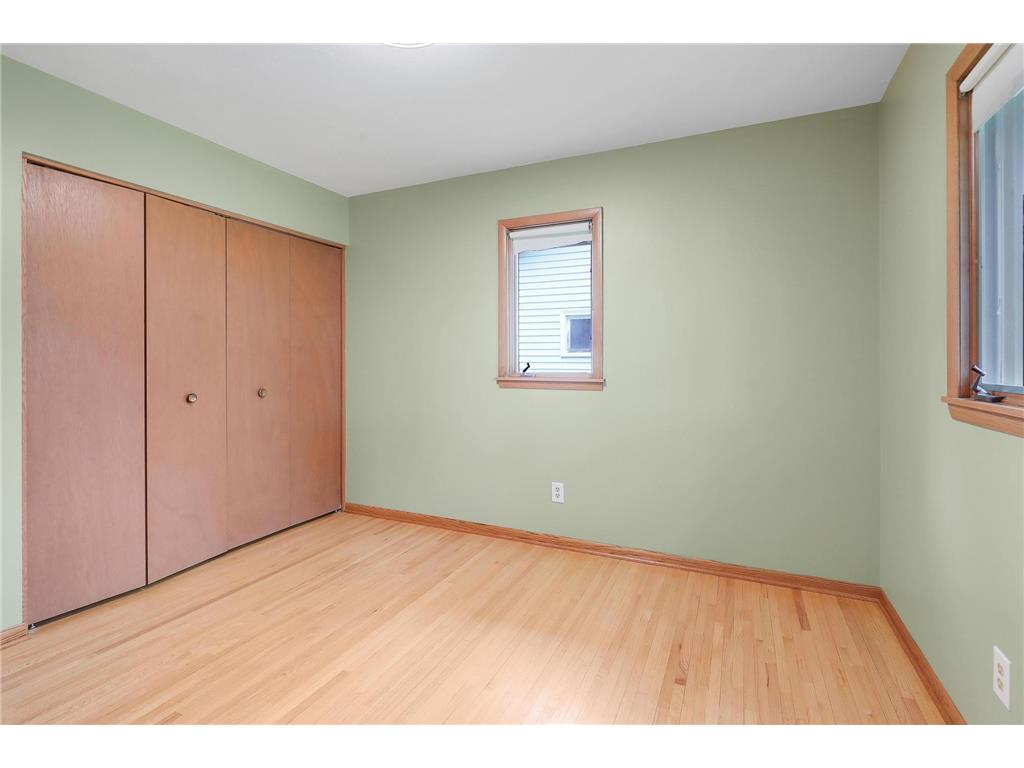 1044 Scott Street S Shakopee MN 55379 7077347 image25