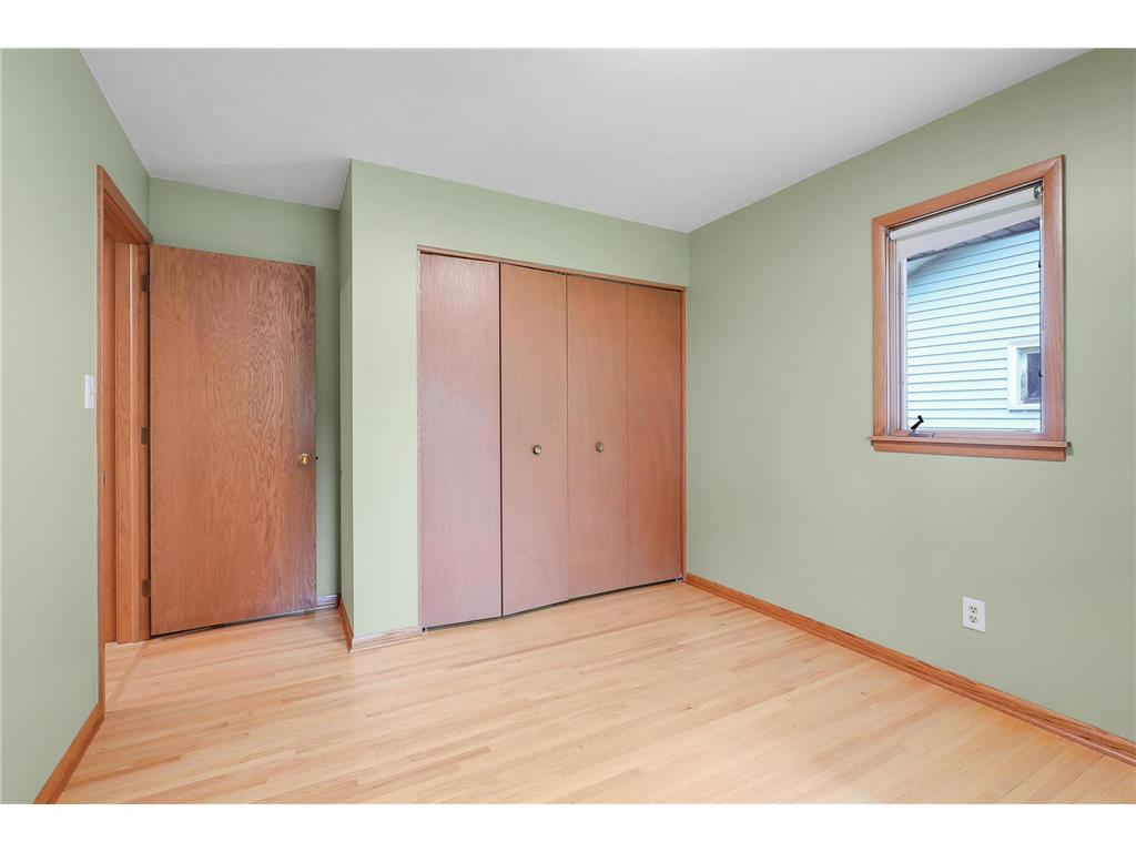 1044 Scott Street S Shakopee MN 55379 7077347 image26
