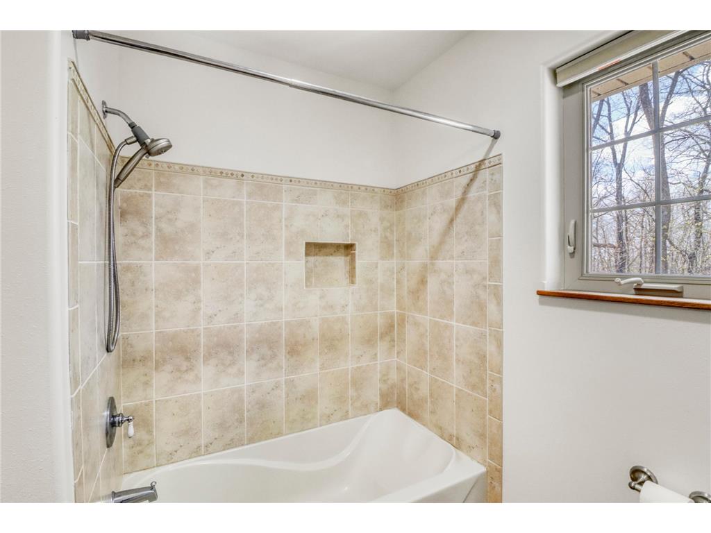 1044 Villa Lane Detroit Lakes MN 56501 - Detroit 7070392 image37