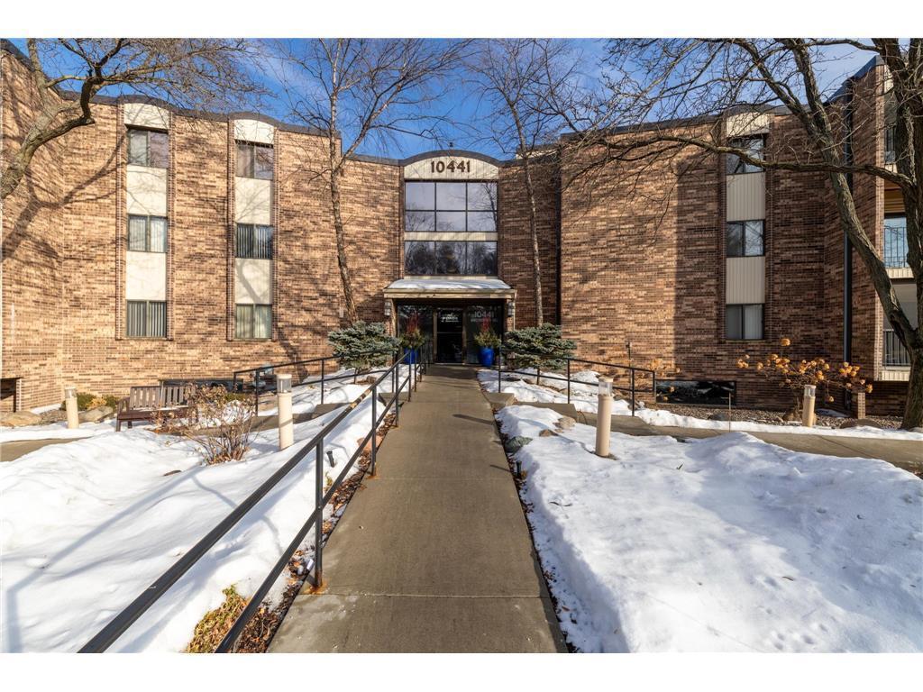 10441 Greenbrier Road #120 Minnetonka MN 55305 7022732 image1