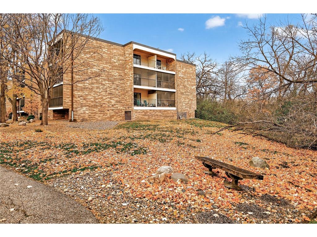 10441 Greenbrier Road #222 Minnetonka MN 55305 6819365 image2