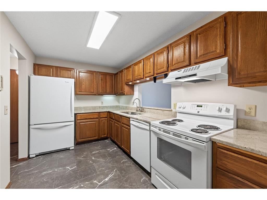 10441 Greenbrier Road #222 Minnetonka MN 55305 6819365 image5