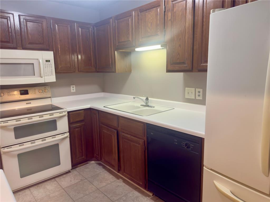 10441 Greenbrier Road #303 Minnetonka MN 55305 6811360 image12