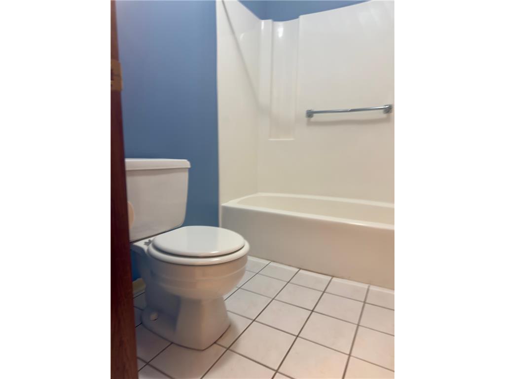 10441 Greenbrier Road #303 Minnetonka MN 55305 6811360 image16