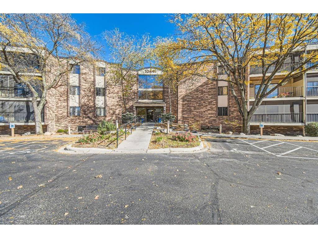 10441 Greenbrier Road #322 Minnetonka MN 55305 6568266 image1