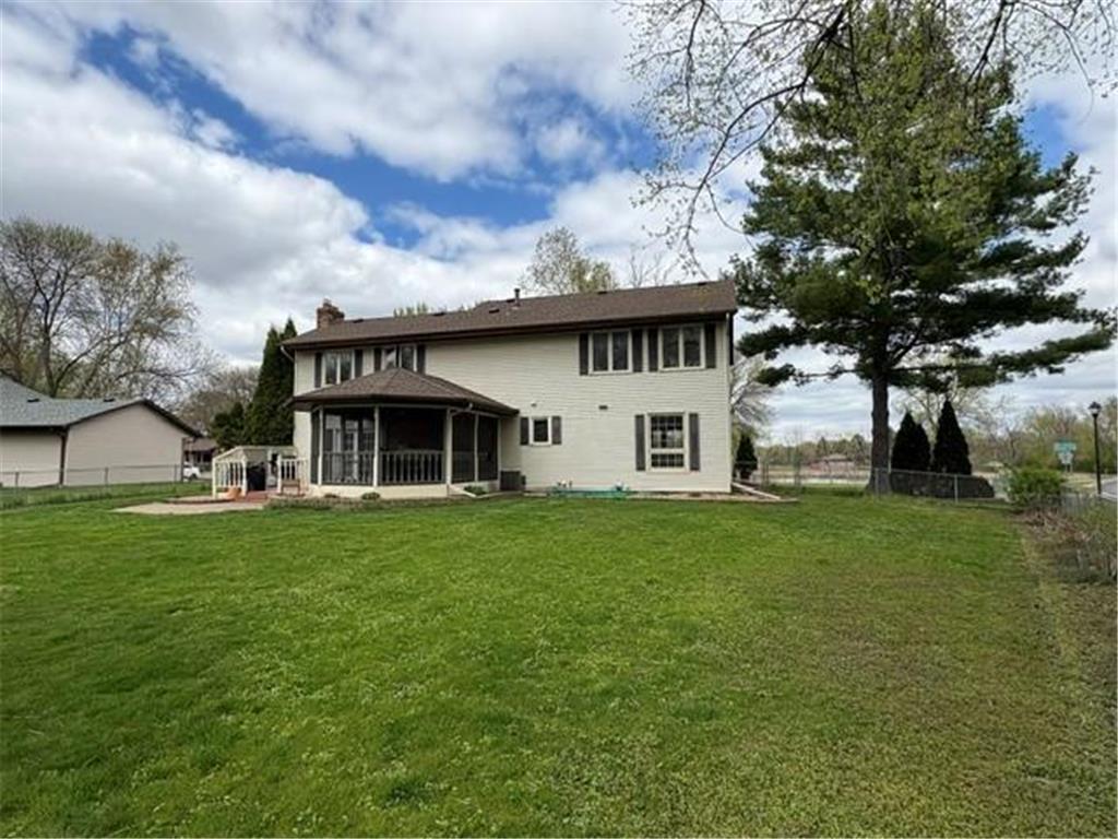 10444 Quaker Lane N Maple Grove MN 55369 7068540 image3