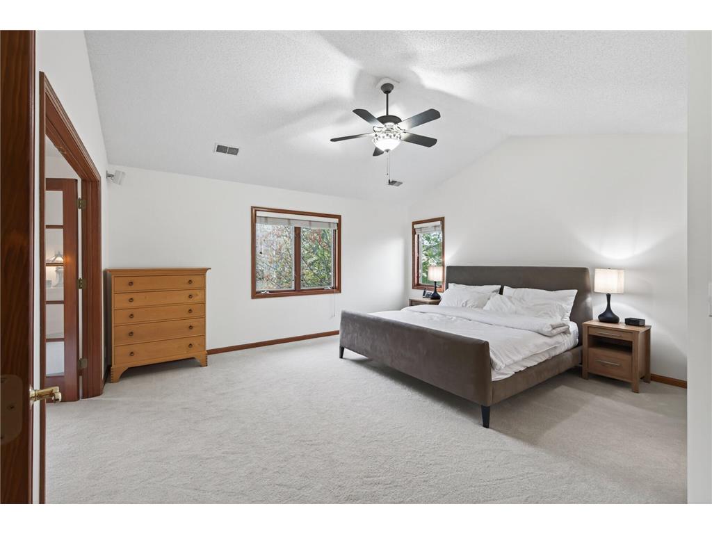 10447 Raleigh Road Woodbury MN 55129 7064116 image24