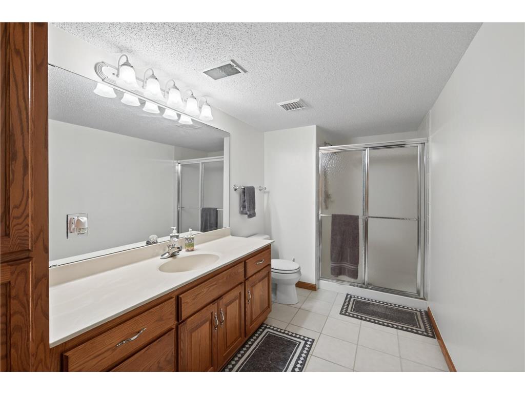 10447 Raleigh Road Woodbury MN 55129 7064116 image33
